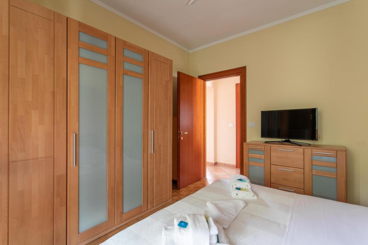 Family Home - Garda 3 Bedrooms Apartment エクステリア 写真