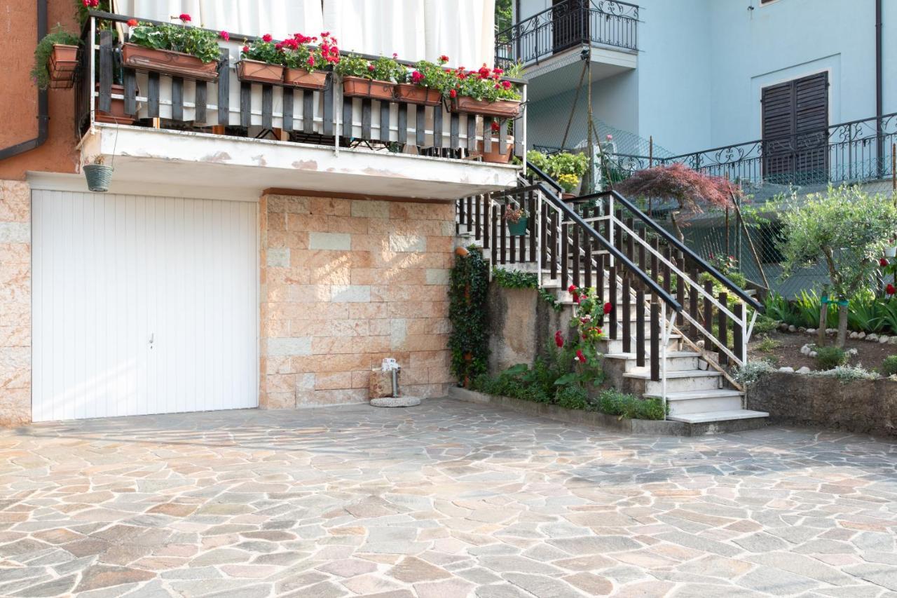 Family Home - Garda 3 Bedrooms Apartment エクステリア 写真